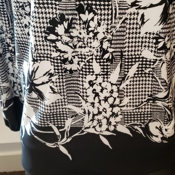 3/$30 FAITH&JOY long sleeve floral printed collar blouse - Picture 3 of 8